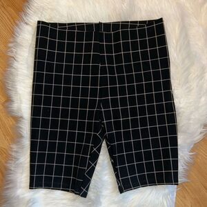 LOFT Shorts Structured Biker Sculpt Stretch Black Window Panel Size Small Prep